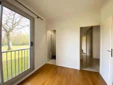 4-room apartment in Gouvieux (60): Quiet location in the heart of a private green setting and close to the train station