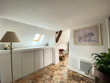 Maison ancienne de charme, jardin avec jacuzzi, hyper centre Noailles, tout à pied.