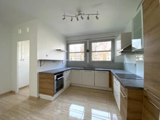 4-room apartment in Gouvieux (60): Quiet location in the heart of a private green setting and close to the train station
