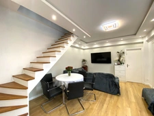 Maison familiale moderne avec terrasse et garage, à 6 min du centre-ville à Fosses (95)