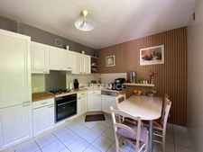 Maison familiale 4 chambres en lisière de forêt à Fosses (95)