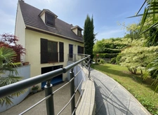 Maison familiale lumineuse, jardin clos et sous-sol total, à deux pas de la forêt à Fosses (95)