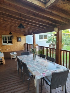 Dpt Gironde (33),A vendre à CUNEZAIS proche de SAINT-ANDRE-DE-CUBZAC, maison de caractère 298 m² avec terrasse couverte très agréable sur un magnifique terrain paysagé de 2221 m²