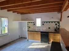 Dpt Gironde (33), A vendre belle MAISON 5 pièces de 175 m² sur terrain de 1150 m² à MARSAS (proche de Saint-André-de-Cubzac)