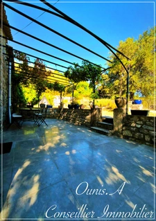 Maison sur exploitation agricole 