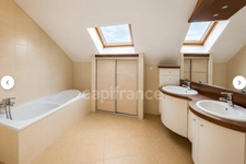 MONTAGNOLE 73000 – MAISON FAMILIALE DE 134 M², ANNEXE DE 67 M² ET TERRAIN ARBORÉ DE 2 115 M²