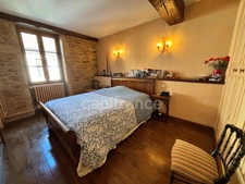 Maison à vendre 10 pièces - 300 m² - Terrain 1000m² - Proche Tournus