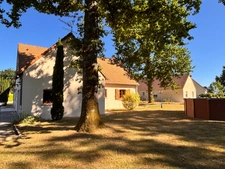 Maison de 167 m² - 3 chambres - Terrain clos de 1500 m² - Au calme à DRACY-le-FORT