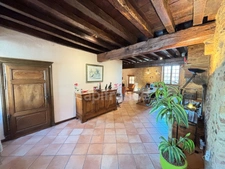 Maison à vendre 10 pièces - 300 m² - Terrain 1000m² - Proche Tournus
