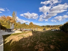 MAISON DE PLAIN-PIED – 110 m² – 4 CHAMBRES – TERRAIN DE PLUS DE 4 000 m² – PISCINE - LA CHAPELLE DE BRAGNY (71)
