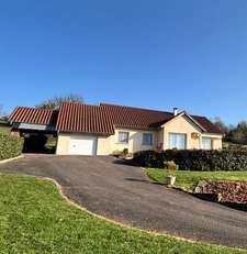 Maison plain-pied 124 m² 3 ch + piscine chauffée + terrain 2300 m² – calme - Proche de Saint-Gengoux-le-National