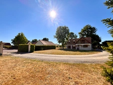 DRACY-LE-FORT 71460 - Maison de 167 m² - 3-4 chambres - Terrain clos de 1500 m² - Double garage 
