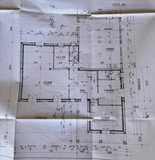 Maison de 167 m² - 3 chambres - Terrain clos de 1500 m² - Au calme à DRACY-le-FORT