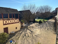 Maison à vendre 10 pièces - 300 m² - Terrain 1000m² - Proche Tournus