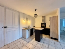 Maison à vendre 5 pièces proche de SAINT BONNET DE JOUX (71) - à PASSY - 149m² 