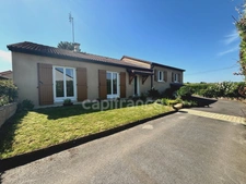 Maison 6 pièces - 140 m² - 4 chambres - Sous-sol - Terrain 1080 m² - CHARNAY LES MACON (71850)