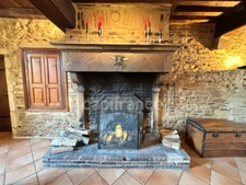 Maison à vendre 10 pièces - 300 m² - Terrain 1000m² - Proche Tournus