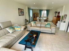 BEAUMONT-SUR-GROSNE - Maison de 180 m² - Atelier de 100 m² - Appentis - Terrain de 2300 m² avec piscine