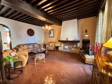 Maison à vendre 10 pièces - 300 m² - Terrain 1000m² - Proche Tournus