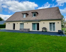 Au cœur de la campagne normande – Belle propriété familiale avec vaste terrain