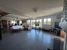 Grande propriété familiale avec dépendance et potentiel gîte – 365 m² au calme en Normandie