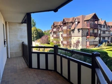 DEAUVILLE – À quelques minutes de la plage, un pied-à-terre idéal sur la Côte Fleurie