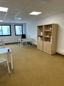 Bureau cosy de 53 m² à Garosud – Parfait pour une petite équipe ambitieuse !