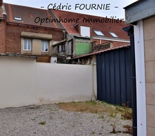 🏢 IMMEUBLE DE RAPPORT À CRÉER – COMMERCE + 3 LOGEMENTS POSSIBLES – BÉTHUNE