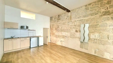 Appartement T2 aux pierres apparentes