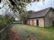 Maison ancienne avec grange et dépendances – Laroche-l’Abeille (87)