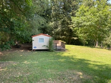 Petit coin de paradis avec étang et mobile-home – Proche Nexon