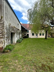 Propriete, ensemble de 2 maisons  et dépendances proche de SEMUR EN AUXOIS (21)