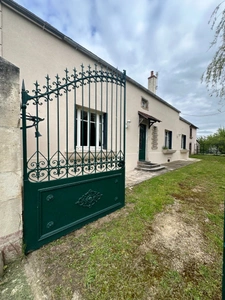 Propriete, ensemble de 2 maisons  et dépendances proche de SEMUR EN AUXOIS (21)