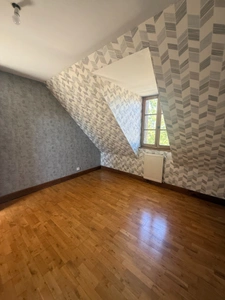 Maison à vendre 5 pièces à 8 km de VENAREY LES LAUMES-12 km de MONTBARD