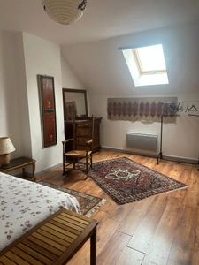 Propriete, ensemble de 2 maisons  et dépendances proche de SEMUR EN AUXOIS (21)