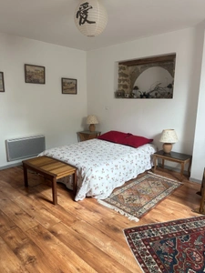 Propriete, ensemble de 2 maisons  et dépendances proche de SEMUR EN AUXOIS (21)