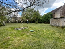 Propriete, ensemble de 2 maisons  et dépendances proche de SEMUR EN AUXOIS (21)