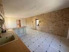 Maison à vendre 5 pièces à 8 km de VENAREY LES LAUMES-12 km de MONTBARD