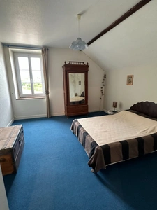 Propriete, ensemble de 2 maisons  et dépendances proche de SEMUR EN AUXOIS (21)