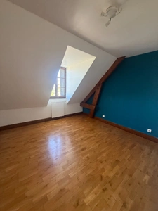 Maison à vendre 5 pièces à 8 km de VENAREY LES LAUMES-12 km de MONTBARD