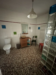 Propriete, ensemble de 2 maisons  et dépendances proche de SEMUR EN AUXOIS (21)