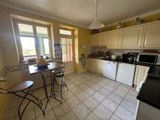 Propriete, ensemble de 2 maisons  et dépendances proche de SEMUR EN AUXOIS (21)