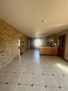 Maison à vendre 5 pièces à 8 km de VENAREY LES LAUMES-12 km de MONTBARD