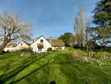 Maison+dépendance aménagée+parc