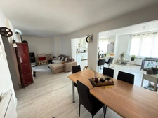 Maison, sous-sol, 3 chambres, grand terrain