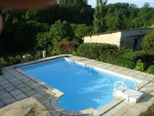 Maison, dépendances, grand terrain