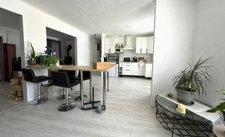 Maison, sous-sol, 3 chambres, grand terrain