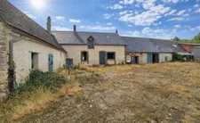 Corps de ferme, dépendances à rénover