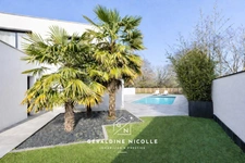 Très belle contemporaine avec piscine - prestations de qualité - 4 chambres + bureau - 215m2