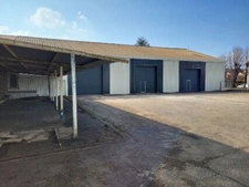 LOCAL D’ACTIVITÉS 510 m2 + bureau + stockage extérieur